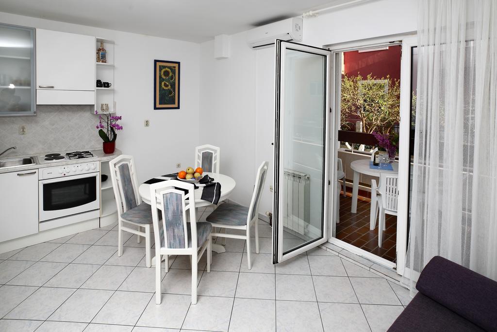 Apartments in Beautiful Split Podstrana Cameră foto